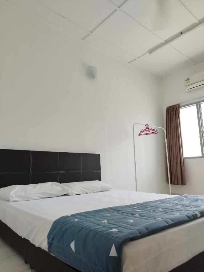 Wong Bentong Makmur Homestay Exterior photo